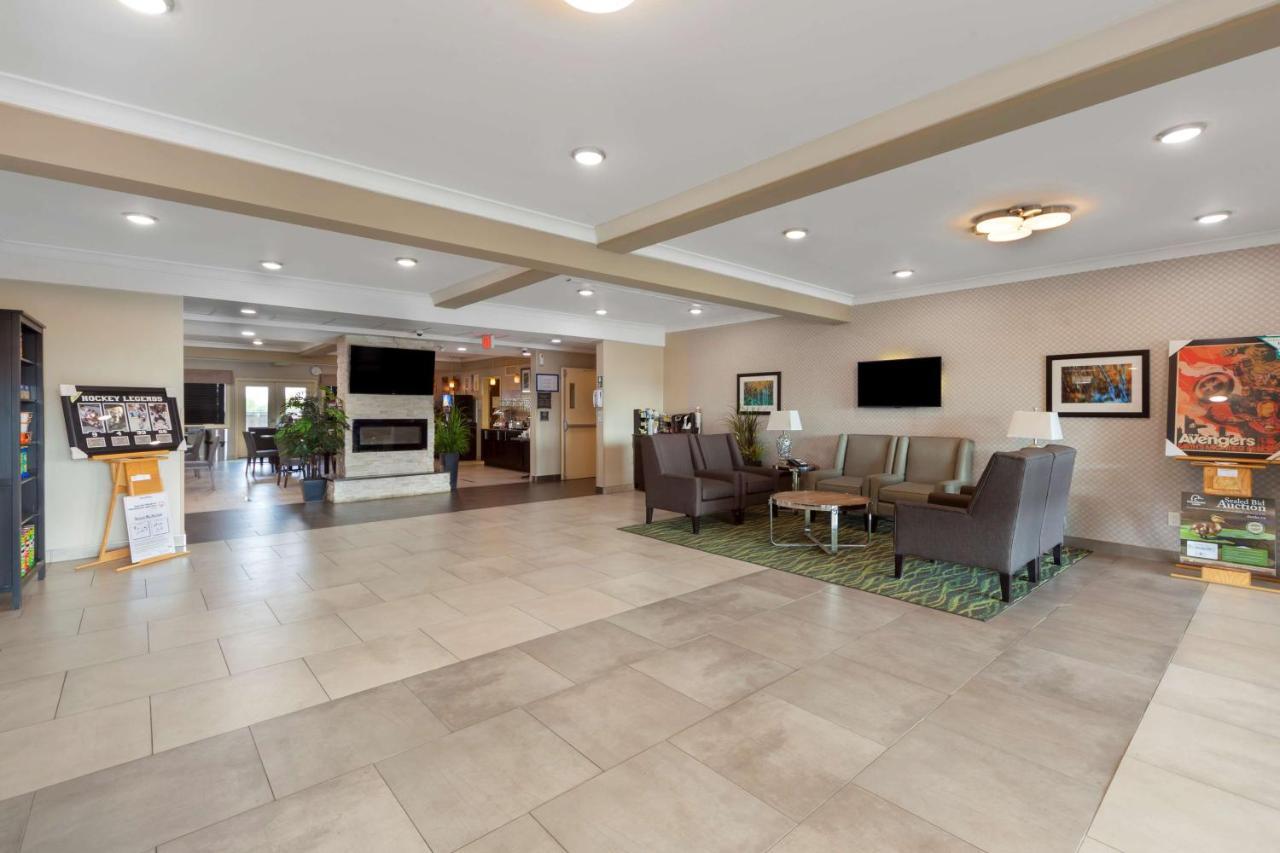 Western Saskatchewan & Hotel Fort Saskatchewan