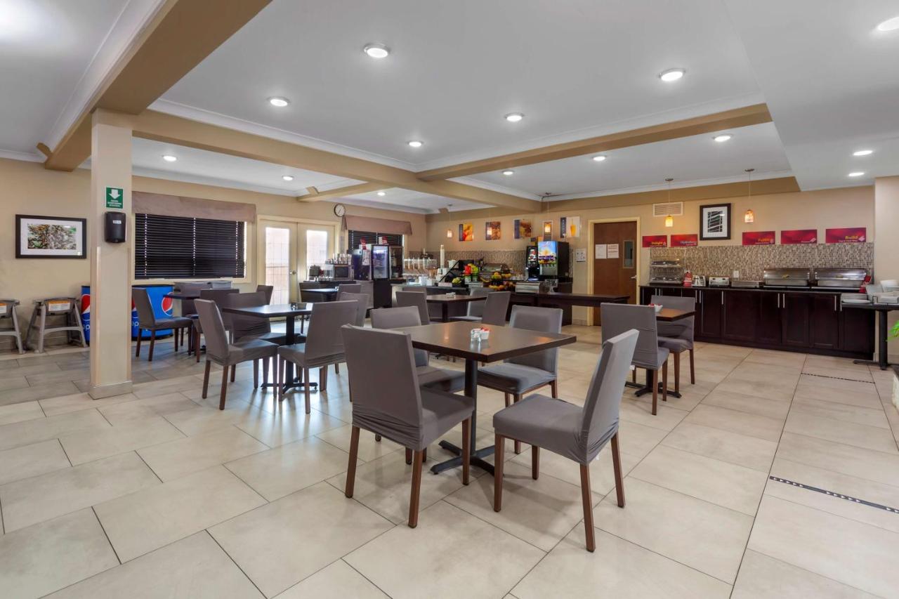 Hotel Western Saskatchewan & Fort Saskatchewan
